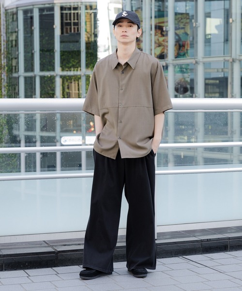 LAKOLE(ラコレ)の「<吸水速乾>ドライレギュラー半袖シャツ / 645769(シャツ/ブラウス・メンズ・グレイッシュベージュ/ブラック/ライトグレー/ホワイト/ネイビー・X-LARGE/LARGE/MEDIUM/SMALL)」の18枚目の写真