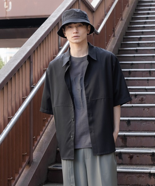 LAKOLE(ラコレ)の「<吸水速乾>ドライレギュラー半袖シャツ / 645769(シャツ/ブラウス・メンズ・グレイッシュベージュ/ブラック/ライトグレー/ホワイト/ネイビー・X-LARGE/LARGE/MEDIUM/SMALL)」の12枚目の写真