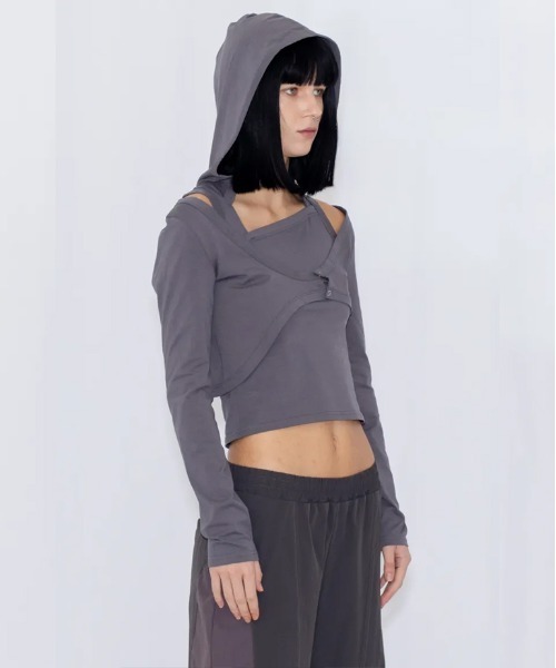 VIAVANDA（ヴィアヴァンダ）の「2WAY LAYERED TOP（その他トップス・レディース・グレー/ブラック・FREE）」の3枚目の写真