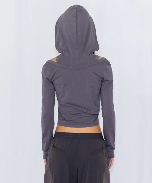 VIAVANDA（ヴィアヴァンダ）の「2WAY LAYERED TOP（その他トップス・レディース・グレー/ブラック・FREE）」の4枚目の写真