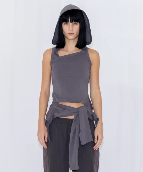 VIAVANDA（ヴィアヴァンダ）の「2WAY LAYERED TOP（その他トップス・レディース・グレー/ブラック・FREE）」の5枚目の写真