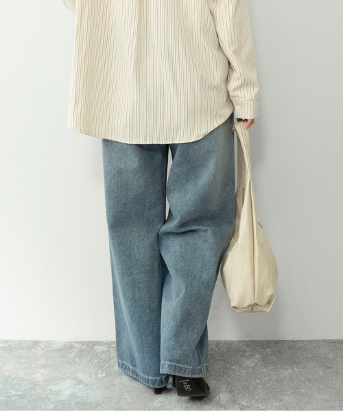 on:nue（オンニュ）の「【on:nue】[着用動画あり！/ストーン付き]  ヴィンテージライクセミワイアドデニムパンツ/2026 SS COLLECTION（デニムパンツ・レディース・ブルー/ブルー系その他・MEDIUM/SMALL）」の5枚目の写真