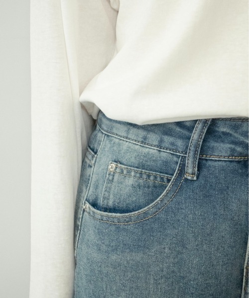 on:nue（オンニュ）の「【on:nue】[着用動画あり！/ストーン付き]  ヴィンテージライクセミワイアドデニムパンツ/2026 SS COLLECTION（デニムパンツ・レディース・ブルー/ブルー系その他・MEDIUM/SMALL）」の7枚目の写真