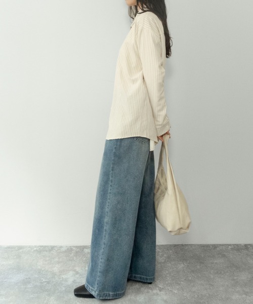 on:nue（オンニュ）の「【on:nue】[着用動画あり！/ストーン付き]  ヴィンテージライクセミワイアドデニムパンツ/2026 SS COLLECTION（デニムパンツ・レディース・ブルー/ブルー系その他・MEDIUM/SMALL）」の13枚目の写真