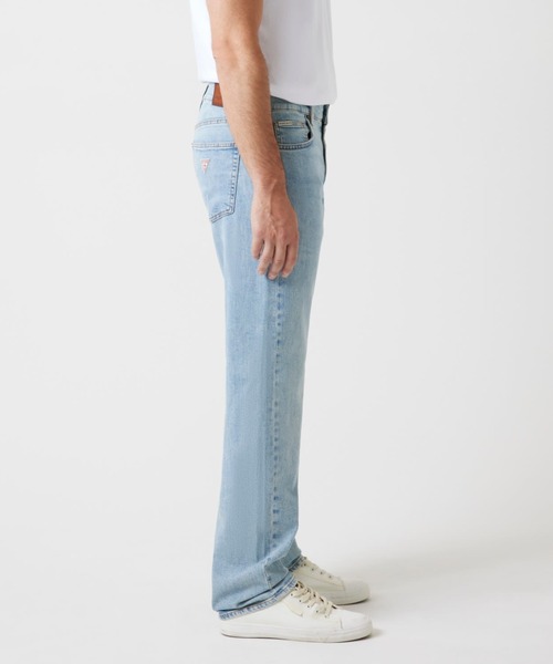 GUESS JEANS（ゲスジーンズ）の「GUESS JEANS G16 Straight デニムパンツ（デニムパンツ・メンズ・ライトインディゴブルー・34inch/32inch/31inch/30inch/29inch/28inch）」の2枚目の写真