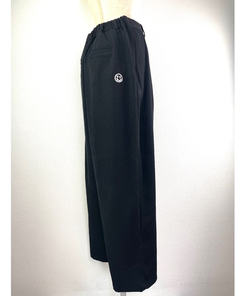 WORLD WIDE LOVE!（ワールドワイドラブ）の「デッドスマイルカーヴィーパンツ（その他パンツ・レディース・スミクロ/ブラック・1）」の9枚目の写真