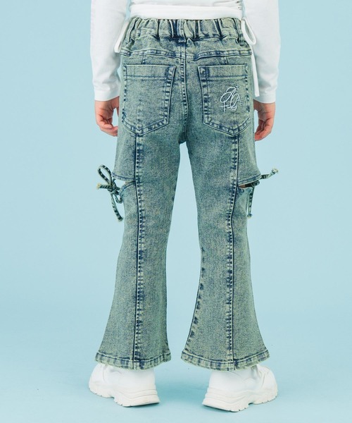 ANAP kids（アナップキッズ）の「サイド リボン フレア パンツ（別売りセットアップ）【ジュニアお揃い】（デニムパンツ・キッズ・ブルー/ブラック・110/130/120）」の20枚目の写真