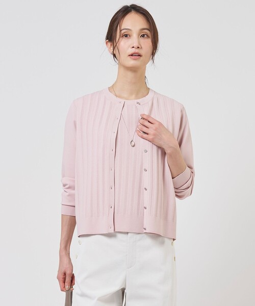 J.PRESS（ジェイプレス）の「【アンサンブル着用可】Rayon Elite Stretch クルーネック カーディガン（カーディガン/ボレロ・レディース・ベージュ系/ピンク系/サックスブルー系/ネイビー系・LARGE/MEDIUM）」の4枚目の写真