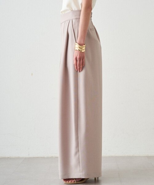 LOUNGEDRESS(ラウンジドレス)の「タックワイドルーズパンツ(その他パンツ・レディース・ブラック/ベージュ・MEDIUM/SMALL)」の19枚目の写真