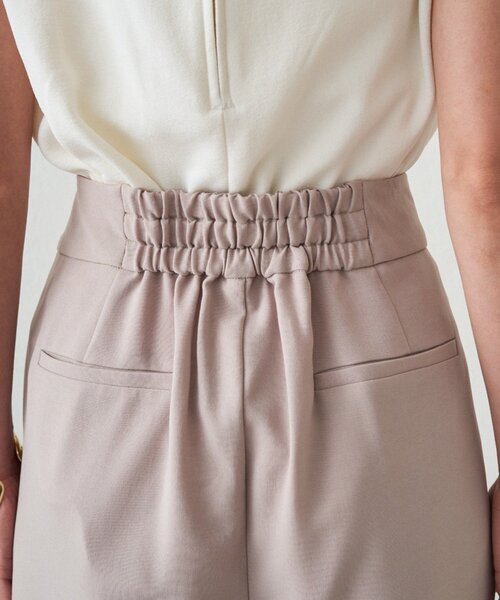 LOUNGEDRESS(ラウンジドレス)の「タックワイドルーズパンツ(その他パンツ・レディース・ブラック/ベージュ・MEDIUM/SMALL)」の22枚目の写真