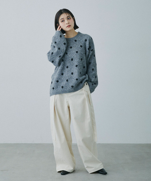 Mirette(ミレット)の「クラシックドット オーバーニットセーター / Classic Dot Oversized Knit Sweater(ニット/セーター・レディース・グレー/ホワイト/アッシュブラウン・FREE)」の17枚目の写真