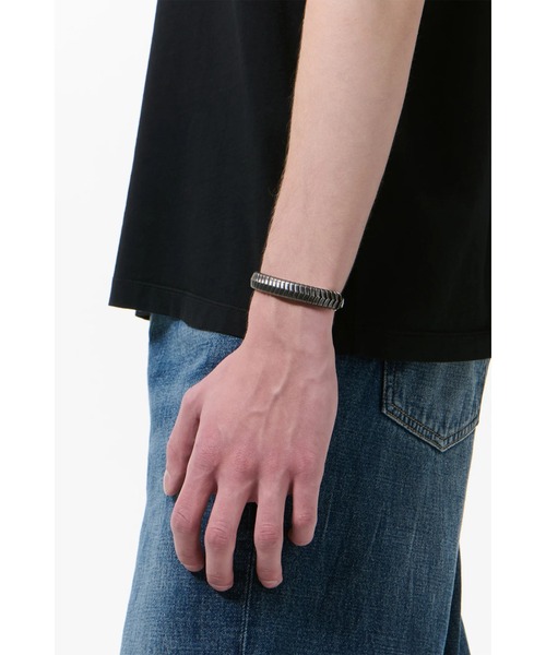 Our Legacy(アワーレガシー)の「OUR LEGACY SPINE BRACELET(ブレスレット・メンズ・ブラック・ONE SIZE)」の2枚目の写真