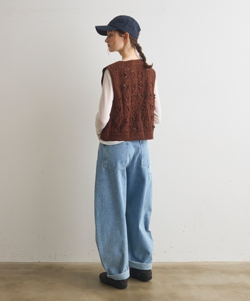 Crisp(クリスプ)の「フラワークロシェベスト(ベスト・レディース・ブラウン/アイボリー・FREE)」の7枚目の写真