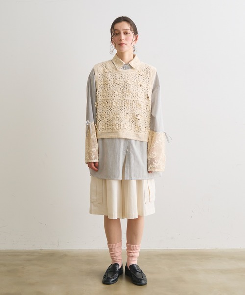 Crisp(クリスプ)の「フラワークロシェベスト(ベスト・レディース・ブラウン/アイボリー・FREE)」の14枚目の写真