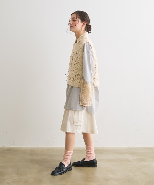 Crisp(クリスプ)の「フラワークロシェベスト(ベスト・レディース・ブラウン/アイボリー・FREE)」の17枚目の写真