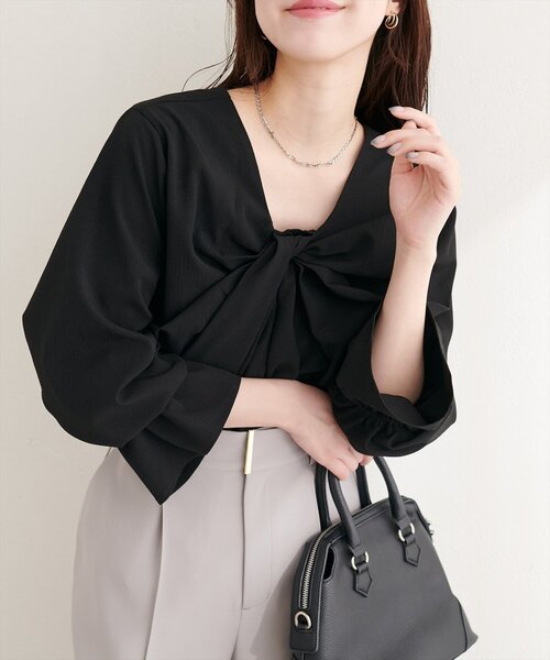natural couture（ナチュラルクチュール）の「フロントねじりブラウス（シャツ/ブラウス・レディース・ピンク/オフホワイト/ブラック/サックスブルー・FREE）」の11枚目の写真