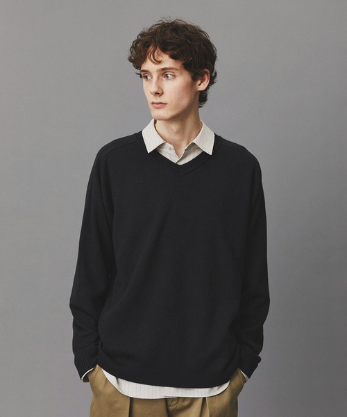 PUBLIC TOKYO（パブリックトウキョウ）の「シルクブレンドVネックニット /春服/ニット/ウォッシャブル（ニット/セーター・メンズ・ブルー/グリーン/ダークグレー・2/1）」の5枚目の写真