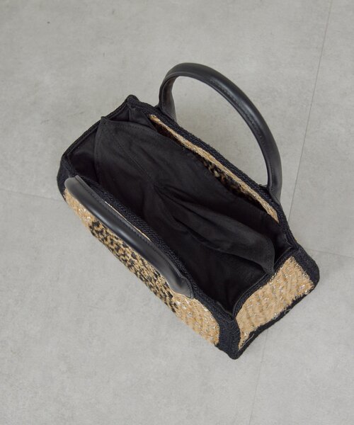 GALLARDAGALANTE(ガリャルダガランテ)の「【Jhuri Shate】ハーフサークルバッグ/S(トートバッグ・レディース・ブラック/ベージュ・FREE)」の15枚目の写真