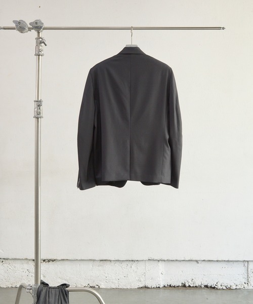 NVRFRGT(ネヴァーフォーゲット)の「SINGLE BREASTED 2B BLAZER(テーラードジャケット・メンズ・ブラウン/ブラック・1/2)」の3枚目の写真