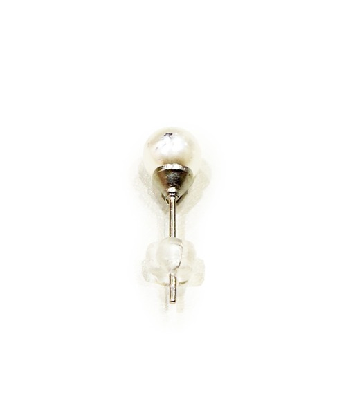 CARROLL（キャロル）の「CARROLL キャロル パールキャッチピアス "6mm"（ピアス（両耳用）・レディース・ホワイト・FREE）」の5枚目の写真