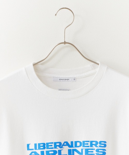 Liberaiders(リベレイダース)の「Liberaiders/リベレイダース AIRLINE L/S TEE 袖プリント ロンT 2026年春夏(Tシャツ/カットソー・メンズ・ホワイト/ブルー・M/L/XL)」の7枚目の写真