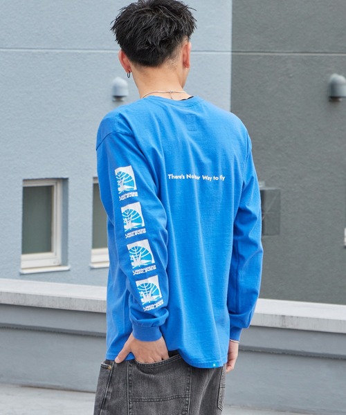Liberaiders(リベレイダース)の「Liberaiders/リベレイダース AIRLINE L/S TEE 袖プリント ロンT 2026年春夏(Tシャツ/カットソー・メンズ・ホワイト/ブルー・M/L/XL)」の20枚目の写真