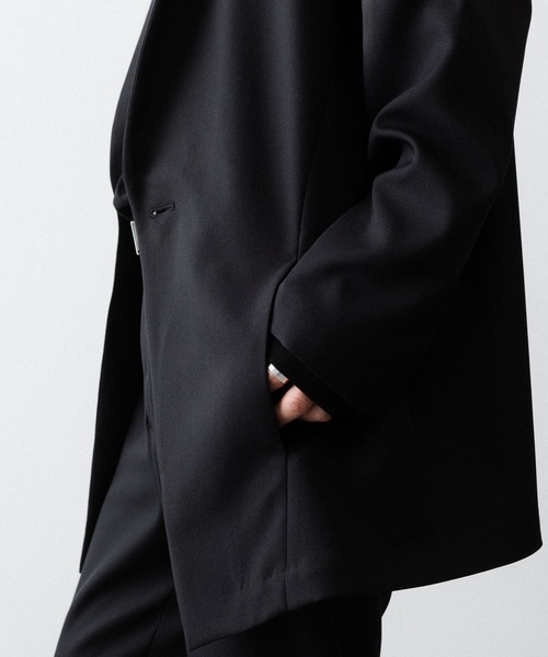 ato(アトウ)の「ONE BUTTON DEEP V-ZONE JACKET(テーラードジャケット・メンズ・トップグレー/ブラック・46/48)」の14枚目の写真