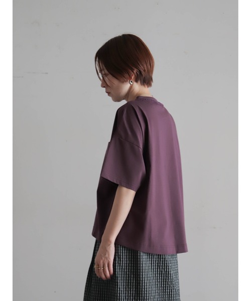 FIL DE FER(フィルデフェール)の「【予約】かぎ針ネック綿ポリ ワイドP/O(Tシャツ/カットソー・レディース・ホワイト/パープル・FREE)」の11枚目の写真