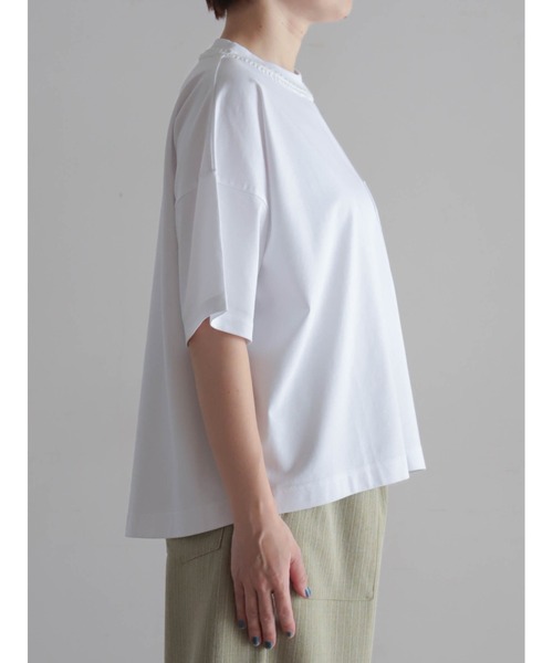 FIL DE FER(フィルデフェール)の「【予約】かぎ針ネック綿ポリ ワイドP/O(Tシャツ/カットソー・レディース・ホワイト/パープル・FREE)」の18枚目の写真