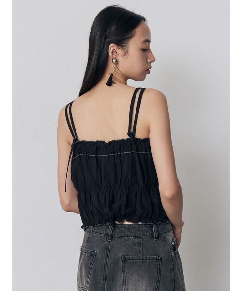 MURUA(ムルーア)の「バイカラーギャザーキャミソール(キャミソール・レディース・ブラウン/ホワイト/ブラック・FREE)」の6枚目の写真