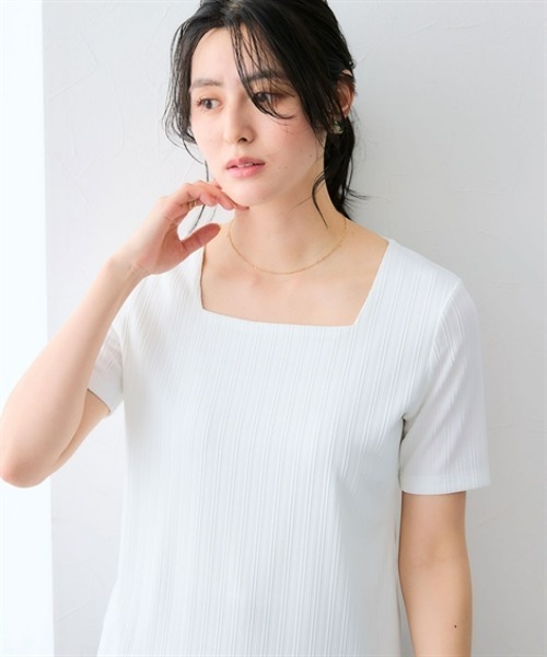 7days Life Styling(セブンデイズライフスタイリング)の「【選べる首元デザイン】透け対策 ランダムリブダブルフロント半袖トップス(Tシャツ/カットソー・レディース・ホワイト系2/ホワイト系1/ブラック系1/ブラック系2・LL/L/3L/M)」の5枚目の写真