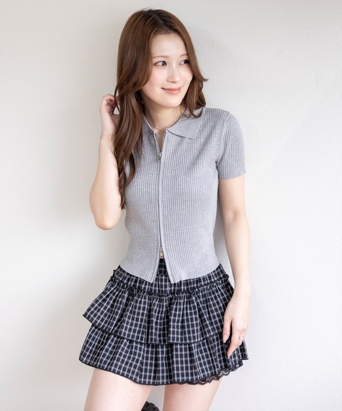 clear（クリア）の「ダブルジップ半袖ラインストーンニットトップス［骨格ウェーブ/カジュアル/Y2K］（ニット/セーター・レディース・オフホワイト/杢グレー/ブラック/グレー系その他・F）」の5枚目の写真