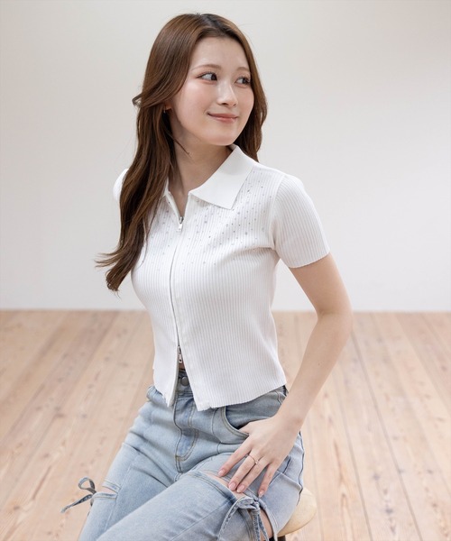 clear（クリア）の「ダブルジップ半袖ラインストーンニットトップス［骨格ウェーブ/カジュアル/Y2K］（ニット/セーター・レディース・オフホワイト/杢グレー/ブラック/グレー系その他・F）」の18枚目の写真