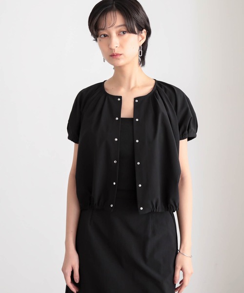 for/c(フォーシー)の「軽量ドライストレッチバルーンブラウス【サスティナブル】(シャツ/ブラウス・レディース・オフホワイト/ブラック/イエロー・M/L)」の20枚目の写真
