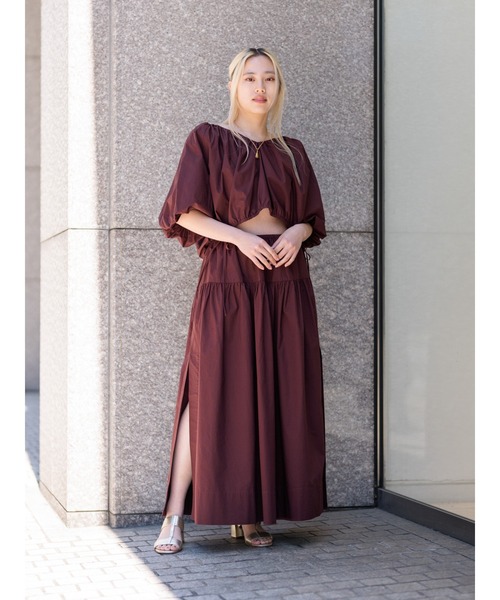 Banana Republic（バナナリパブリック）の「ティアード コットンポプリン マキシスカート（スカート・レディース・バーガンディー/ベージュ/アイボリー・XS/S/M/L）」の5枚目の写真