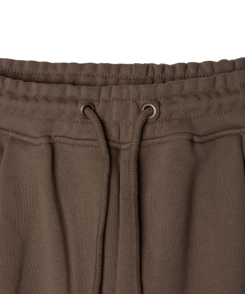 YALE(イェール)の「スモールアーチワンタックスウェットパンツ_ブラウン(スウェットパンツ・レディース・その他・SMALL/MEDIUM/LARGE/X-LARGE)」の3枚目の写真