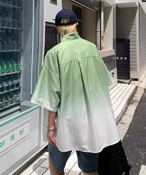 Ressaca（レサーカ）の「オーバーサイズグラデーションカラー半袖シャツ（シャツ/ブラウス・メンズ・グリーン/ブルー/ピンク/ブラック・L/XL/M）」の13枚目の写真