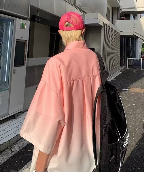 Ressaca（レサーカ）の「オーバーサイズグラデーションカラー半袖シャツ（シャツ/ブラウス・メンズ・グリーン/ブルー/ピンク/ブラック・L/XL/M）」の6枚目の写真