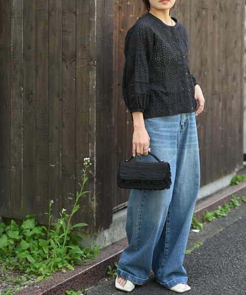 &HALF(アンドハーフ)の「インド綿コクーンカットワーク刺繍ブラウス(シャツ/ブラウス・レディース・ホワイト系その他6/ネイビー/ライトブルー・M/L/LL)」の5枚目の写真