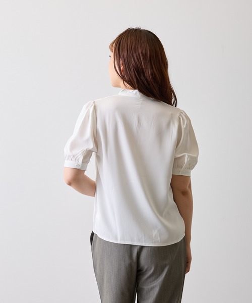 H.TOKYO NUIT（エイチトウキョウニュイ）の「キーネックパフスリーブブラウス（シャツ/ブラウス・レディース・オフホワイト/ブルー・SMALL/MEDIUM/LARGE）」の22枚目の写真