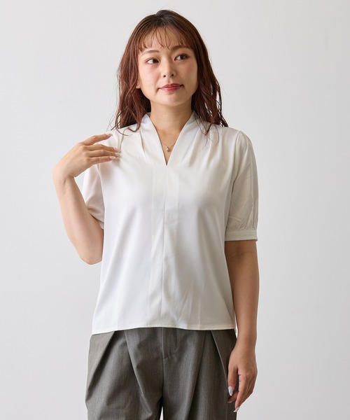 H.TOKYO NUIT（エイチトウキョウニュイ）の「キーネックパフスリーブブラウス（シャツ/ブラウス・レディース・オフホワイト/ブルー・SMALL/MEDIUM/LARGE）」の10枚目の写真