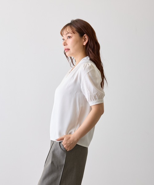 H.TOKYO NUIT（エイチトウキョウニュイ）の「キーネックパフスリーブブラウス（シャツ/ブラウス・レディース・オフホワイト/ブルー・SMALL/MEDIUM/LARGE）」の17枚目の写真