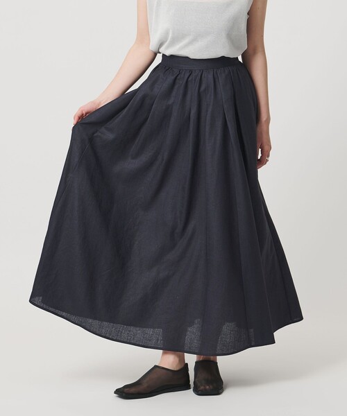 MARW UNITED ARROWS(マルゥ ユナイテッドアローズ)の「<MARW UNITED ARROWS>ギャザー フレア スカート UVカット・接触冷感(スカート・レディース・ダークグレー/ネイビー/ダークブラウン・36/38)」の4枚目の写真