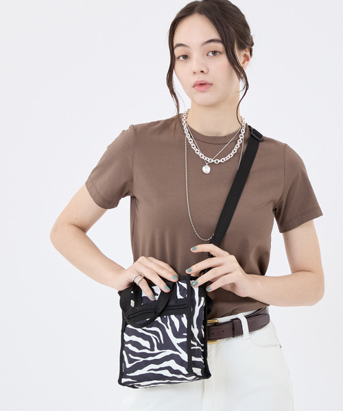 LeSportsac(レスポートサック)の「MINI N/S TOTE クリームブラックゼブラ(ショルダーバッグ・レディース・ブラック・FREE)」の1枚目の写真