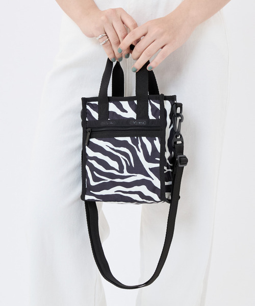 LeSportsac(レスポートサック)の「MINI N/S TOTE クリームブラックゼブラ(ショルダーバッグ・レディース・ブラック・FREE)」の2枚目の写真