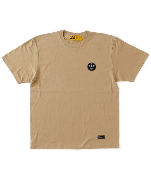 FAT(エフエイティー)の「EMBEROUND(Tシャツ/カットソー・メンズ・ベージュ/オリーブ/ホワイト/ブラック・TITCH(M)/SKINNY(L)/FAT(XL)/JUMBO(XXL))」の1枚目の写真