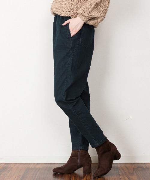 MARAI（マーライ）の「ルーズテーパードパンツ（その他パンツ・レディース・ブラック/ベージュ/ネイビー/カーキ/ブルー・LL/3L/4L/L/M）」の7枚目の写真