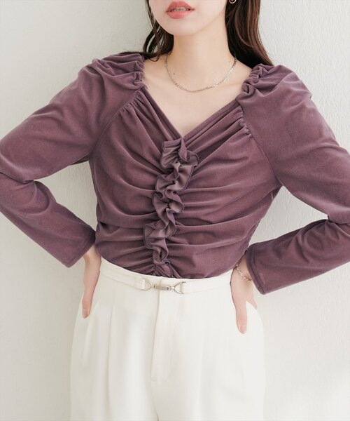 natural couture（ナチュラルクチュール）の「ギャザーフリルベロアトップス（Tシャツ/カットソー・レディース・ブラック/ピンクベージュ/ブラウン/ネイビー/アイボリー/グレイッシュベージュ・FREE）」の20枚目の写真