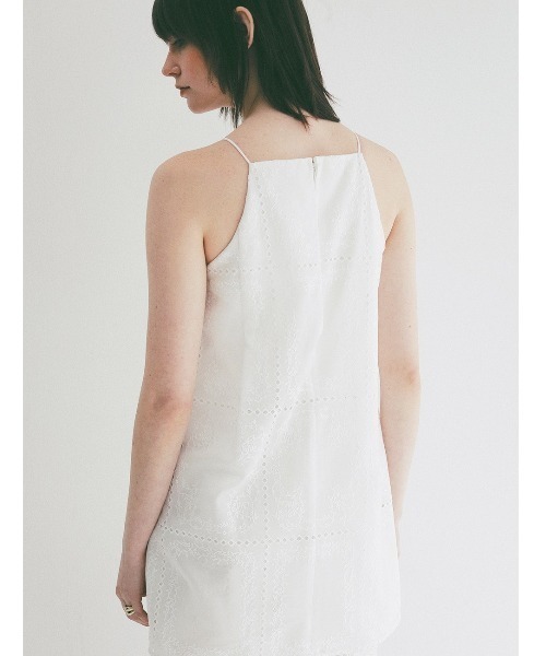 CLANE(クラネ)の「CLANE/クラネ/EMBROIDERY LACE CAMI ALL IN ONE(サロペット/オーバーオール・レディース・ブラック/ホワイト・1)」の9枚目の写真