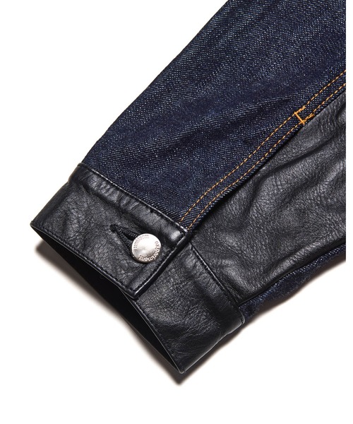 uniform experiment（ユニフォームエクスペリメント）の「LEATHER ASSEMBLED DENIM TRUCKER JACKET（デニムジャケット・メンズ・インディゴブルー・2/3/1/4/5）」の7枚目の写真
